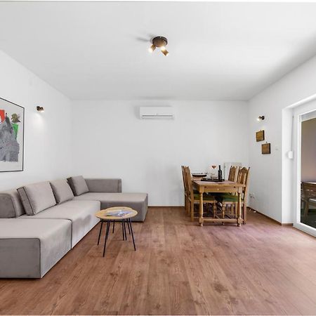 Apartments Villa Verde Novigrad Istria Exterior foto